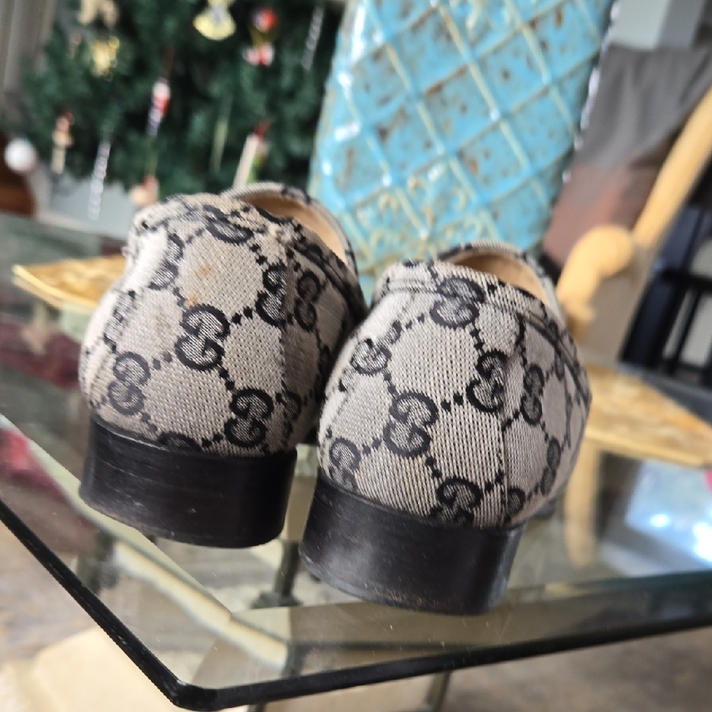 Gucci Gray and Black Monogram Loafers - Picture 16 of 17